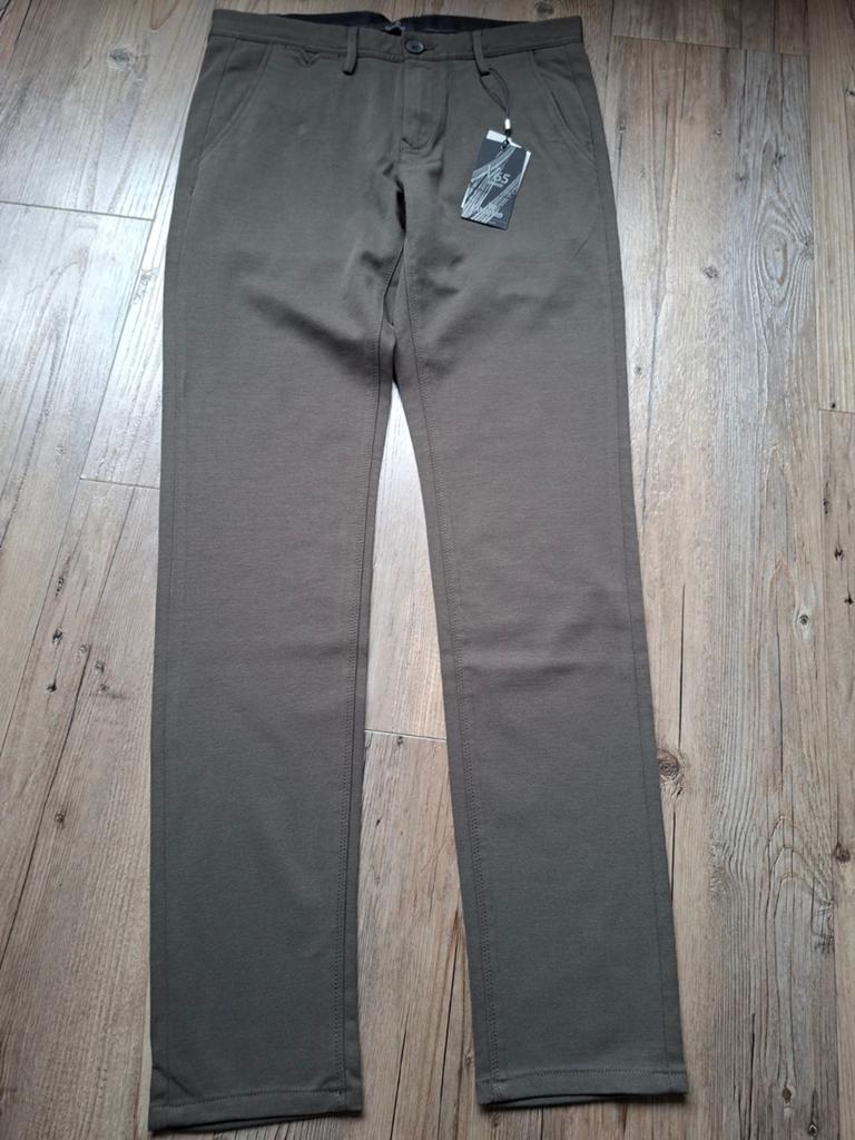 VANGUARD V65 slimfit chino W31 L34, Maat 48/50 (M), Nieuw, Ophalen of Verzenden, Vanguard