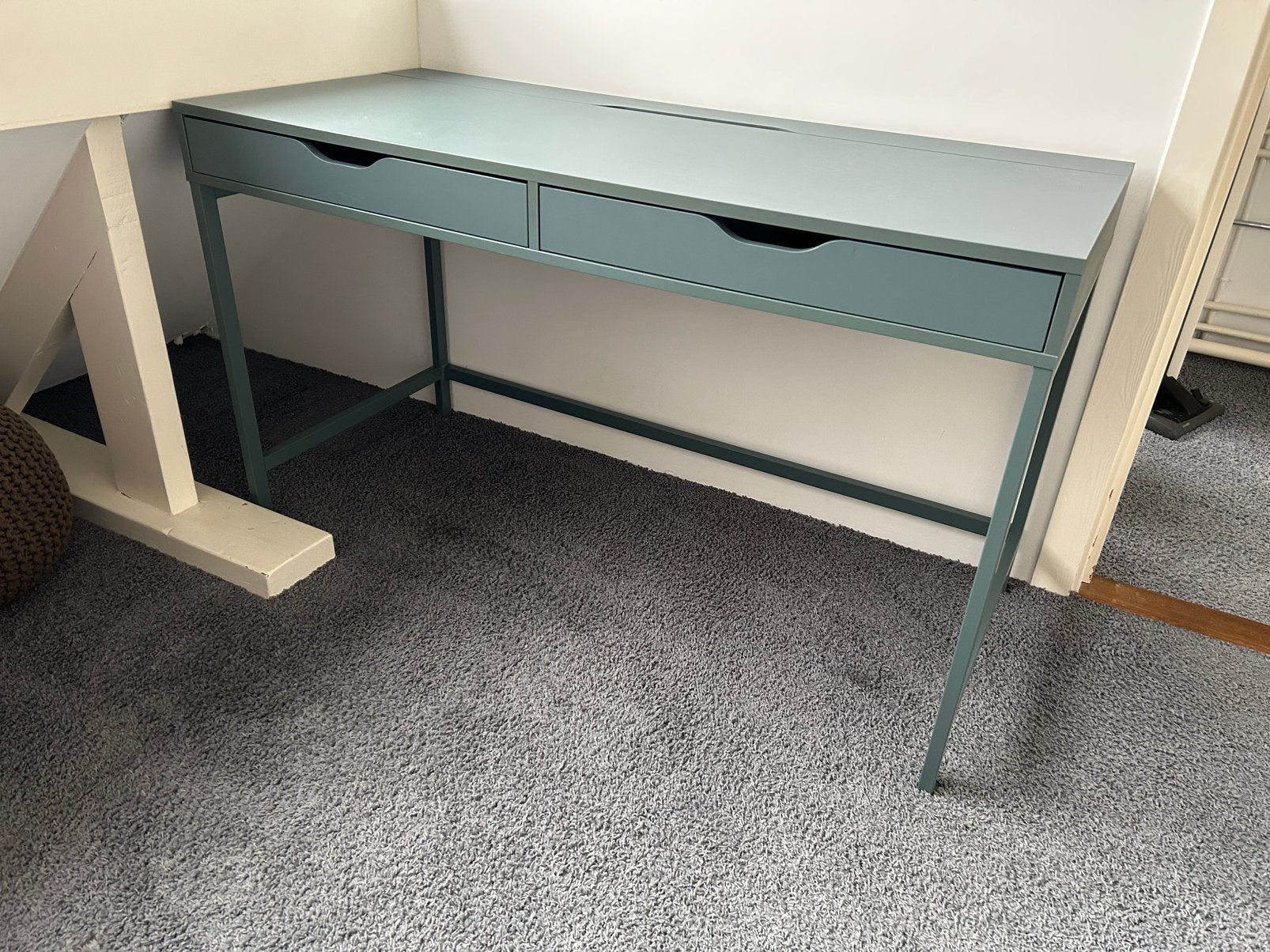 Ikea bureau Alex blauw 132x58x76, Ophalen, Gebruikt, 132 cm, Kabelgoot