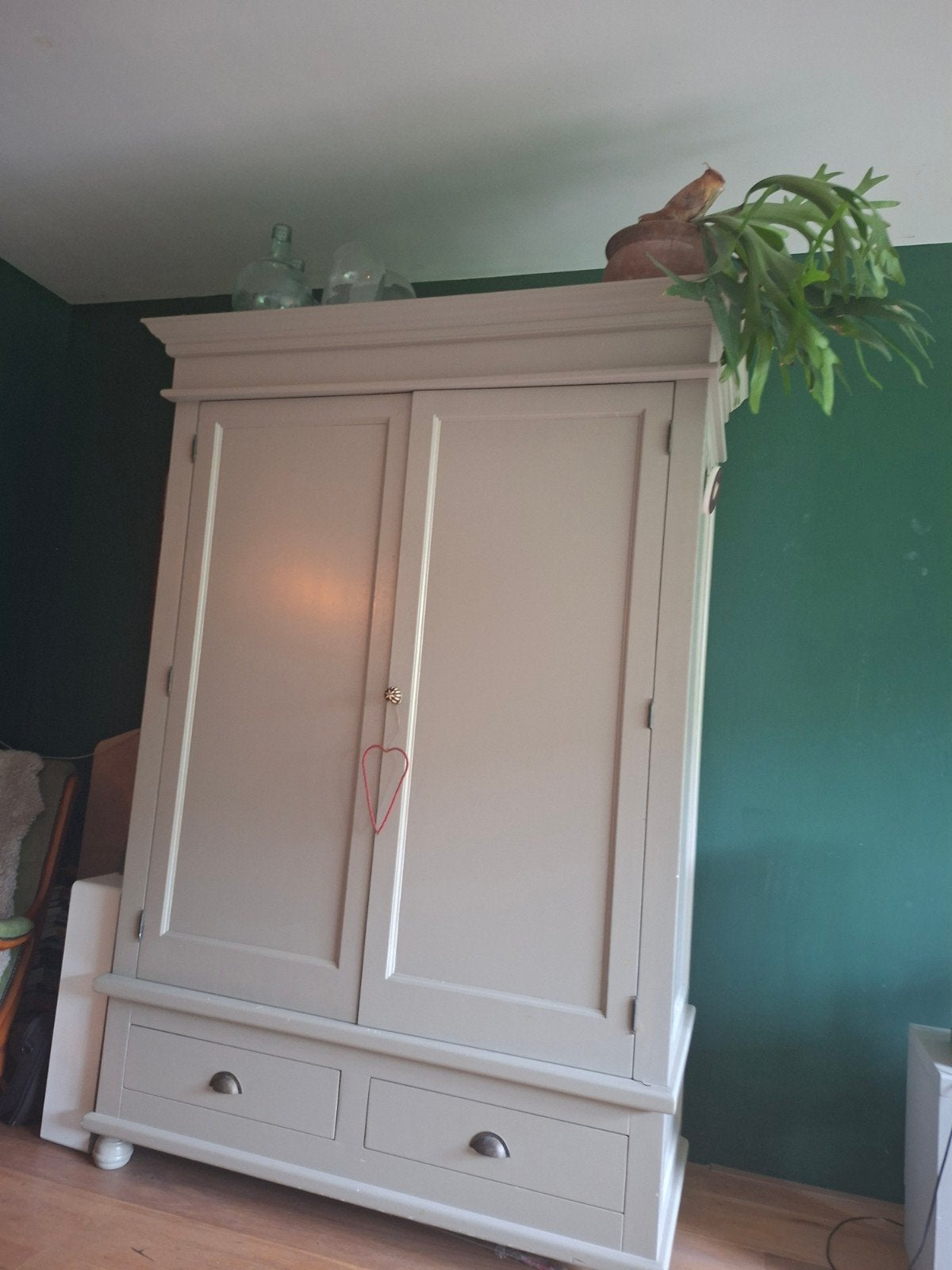 mooi grote kast / kleur grijsgroen, Ophalen, Zo goed als nieuw, 25 tot 50 cm, 200 cm of meer