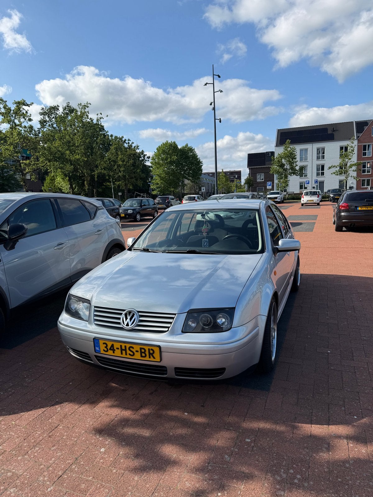 Volkswagen Bora 1.6 75KW AUT 2001 Grijs, Bora, 4 cilinders, 1204 kg, 1200 kg