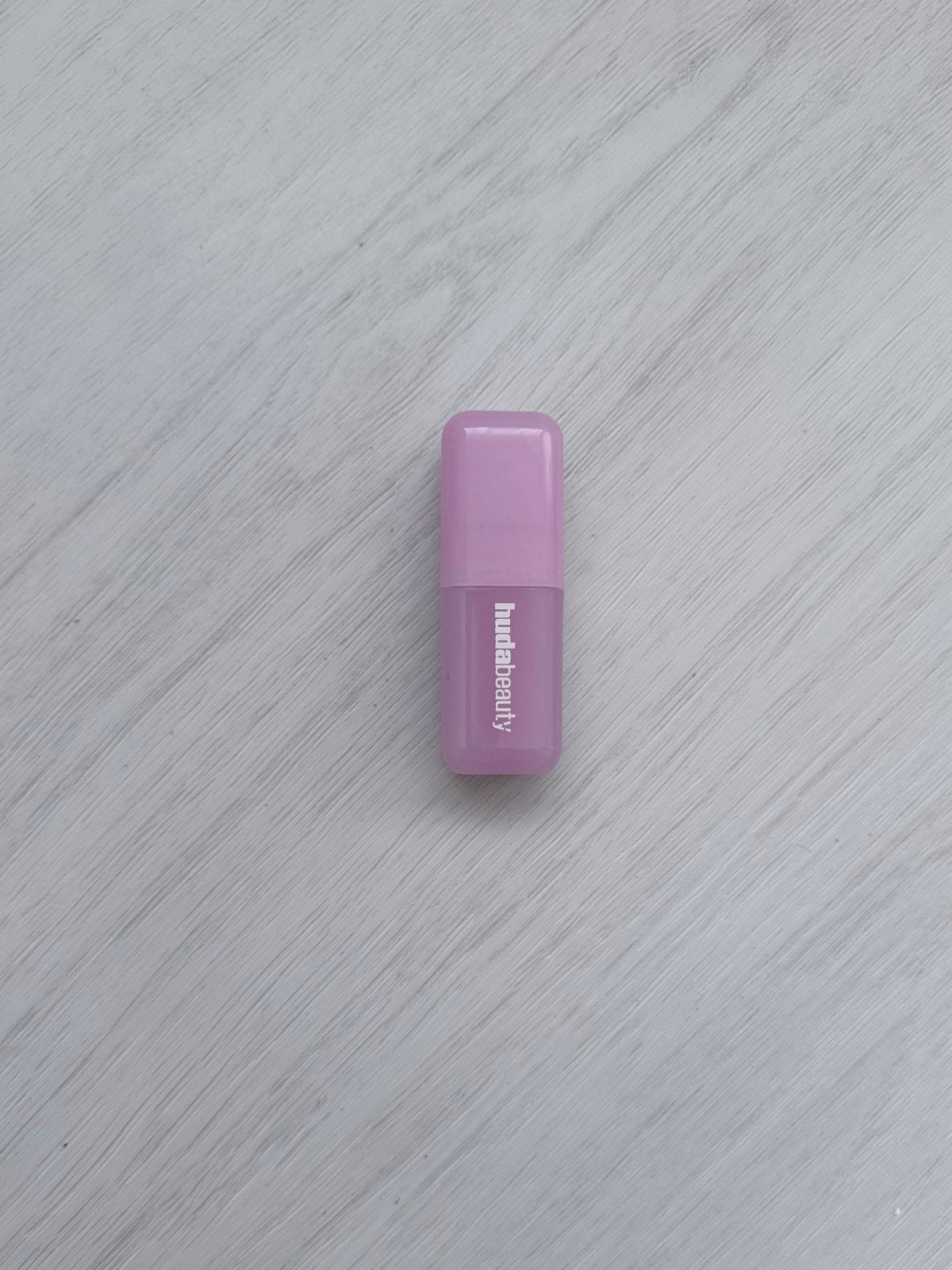 Huda Beauty Liquid Blush Ube Cream, Wangen, Paars, Ophalen of Verzenden, Zo goed als nieuw