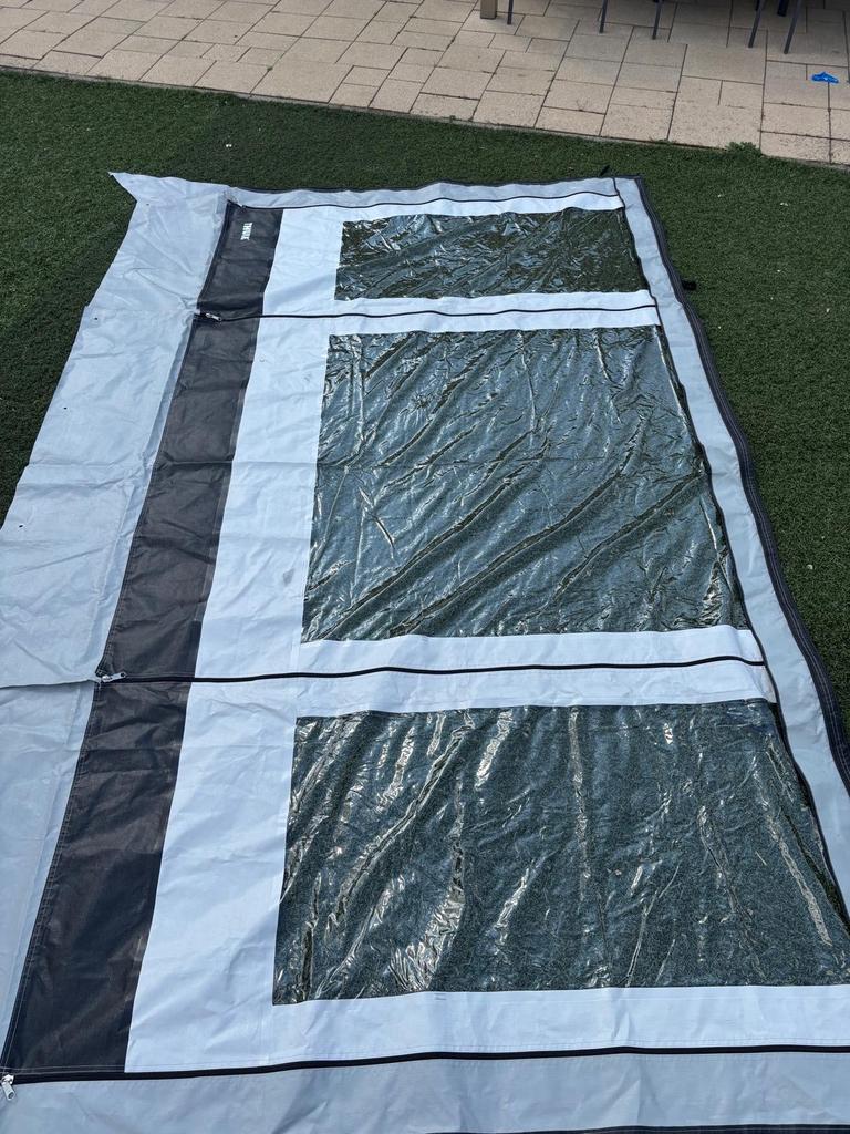 Thule Residence G3 voorwand 3,75 m - Zo goed als nieuw, Ophalen, Zo goed als nieuw
