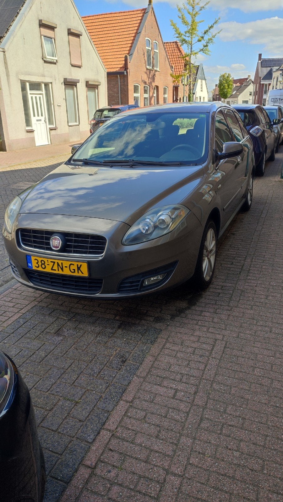 Fiat Croma 1.8 16V 2008 Bruin Lees goed!, Voorwielaandrijving, 4 cilinders, 1796 cc, 75 €/maand