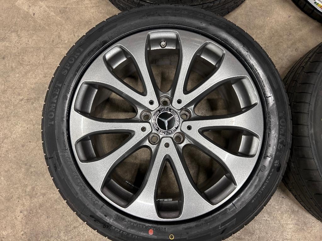 18 inch originele velgen + zomerbanden Mercedes Vito), 18 inch, Banden en Velgen, Ophalen of Verzenden, Mercedes