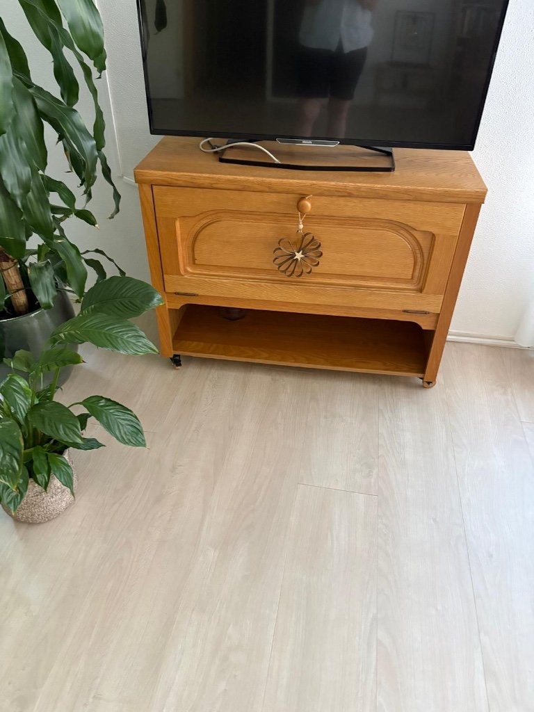 Eiken TV meubel, Ophalen, 50 tot 100 cm, Zo goed als nieuw, Minder dan 100 cm