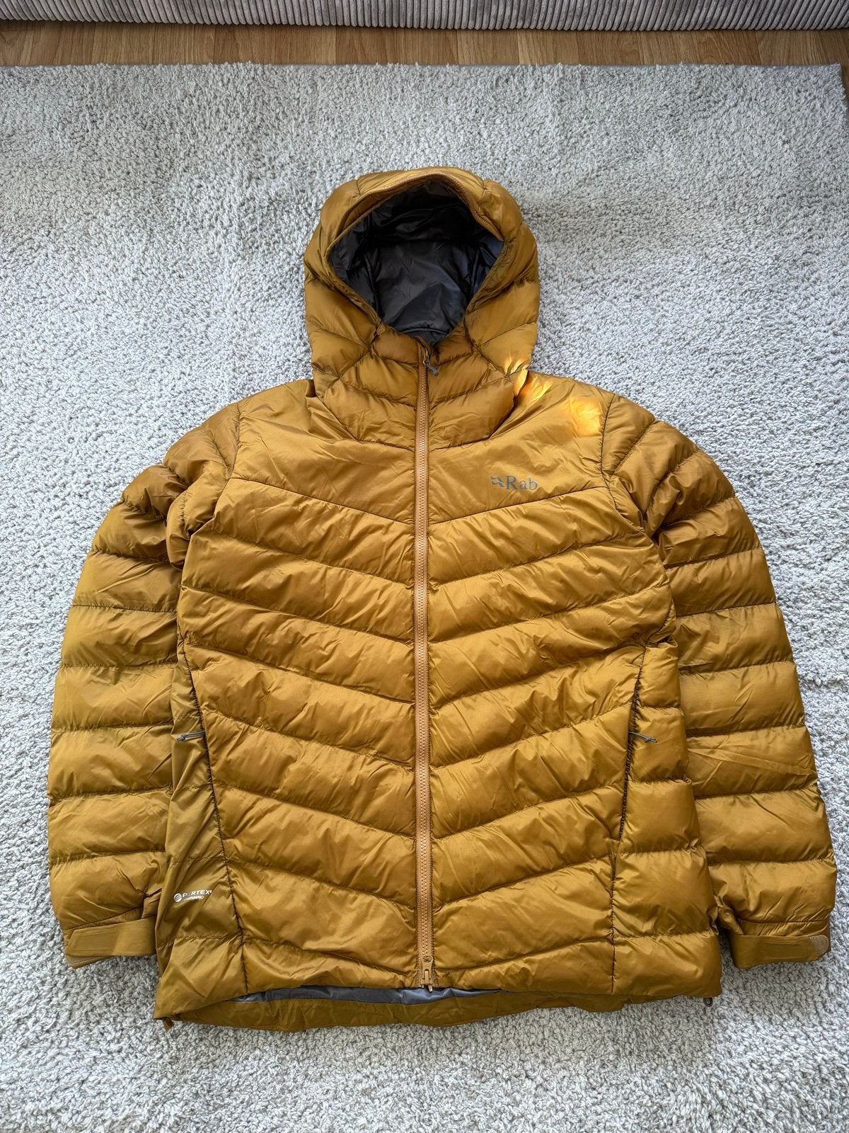 Rab Nebula Pro Jacket - Heren - Maat L - Zo goed als nieuw