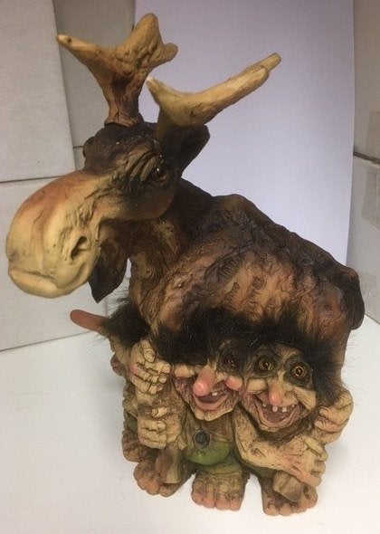 NyForm Trollen uit Noorwegen Jolly Moose Carriers (nieuw), Verzenden, Nieuw, Fantasy