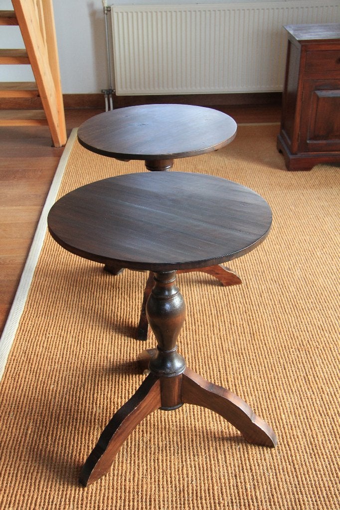 2 charmante 3-poots bijzettafels fa Flamant, Ophalen, Gebruikt, Rond, 55 tot 75 cm
