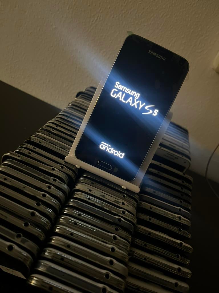 Partij telefoons / Samsung S5 /  95 stuks / 100% werkend, 32 GB, Ophalen of Verzenden, Zo goed als nieuw, Zwart