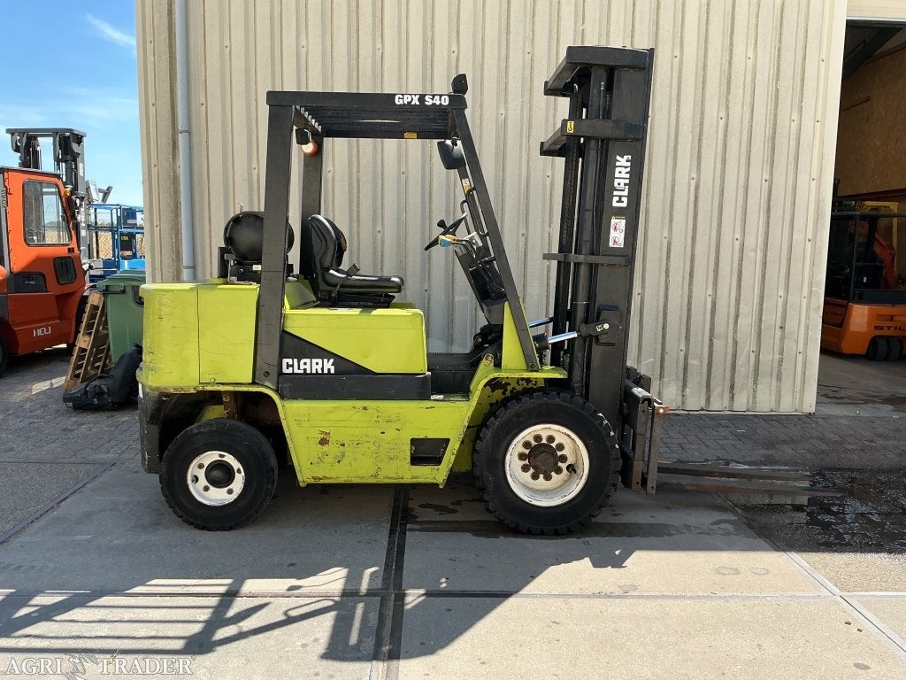 Te Koop Heftruck Clarc 4.0 Ton LPG, -, Clarc, Niet opgegeven, Heftruck