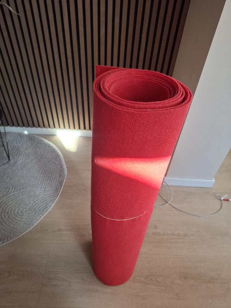 Rode loper 4/4,5 meter en 97 cm breed, Ophalen, Gebruikt, Overige