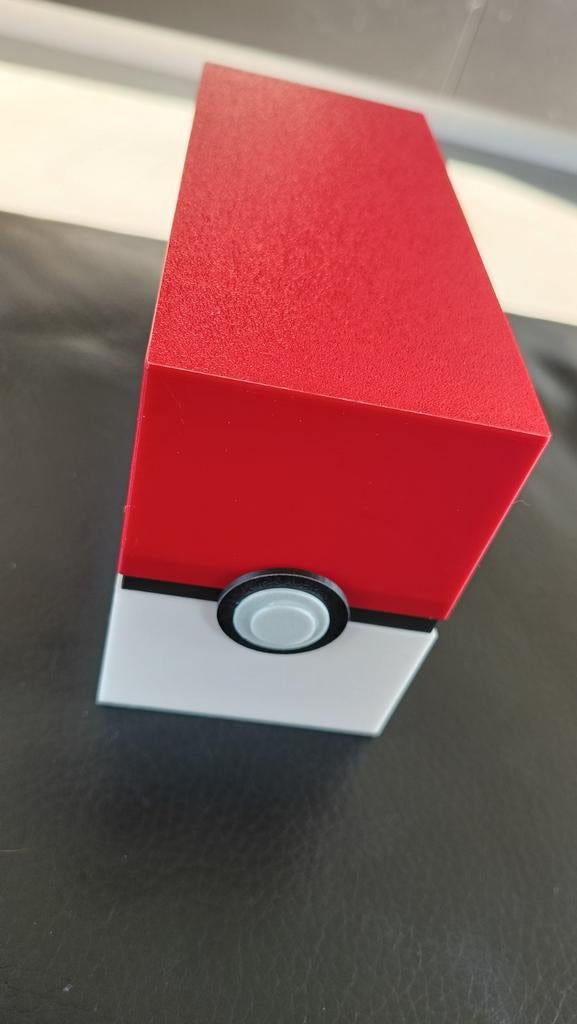 Pokemon kaarten verzameldoos / deckbox - Pokeball design, Ophalen of Verzenden, Nieuw, Overige typen