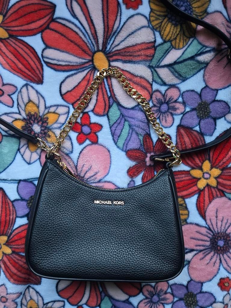 Michael Kors Schoudertasje Zwart met Gouden Details, Verzenden, Nieuw, Zwart, Schoudertasje
