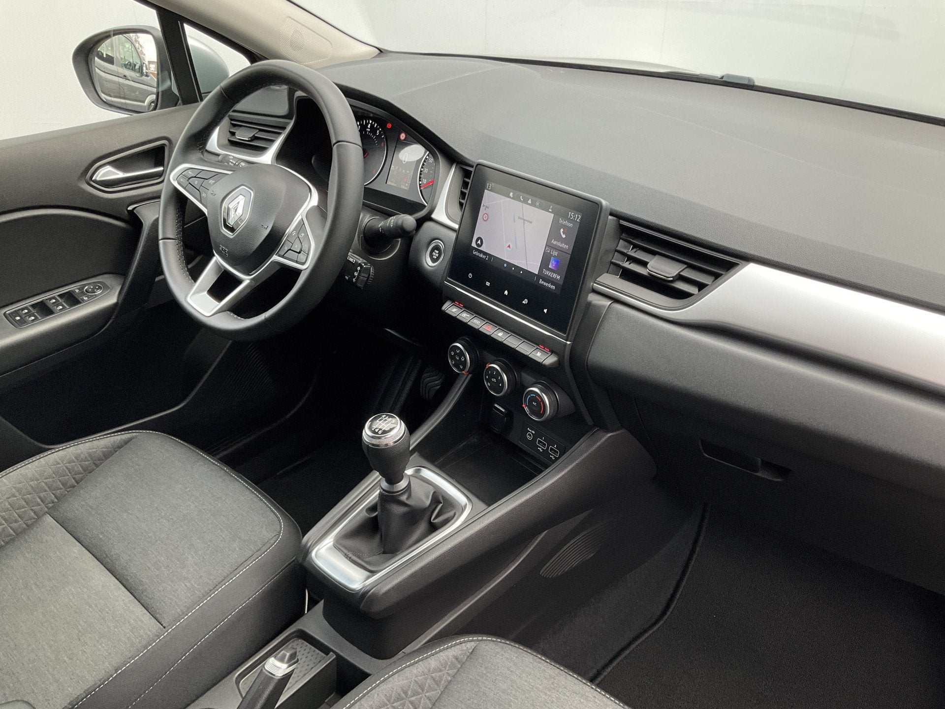 Foto 3 van Renault Captur 1.0 TCe 90 techno Carplay Camera Stoelverw Vo