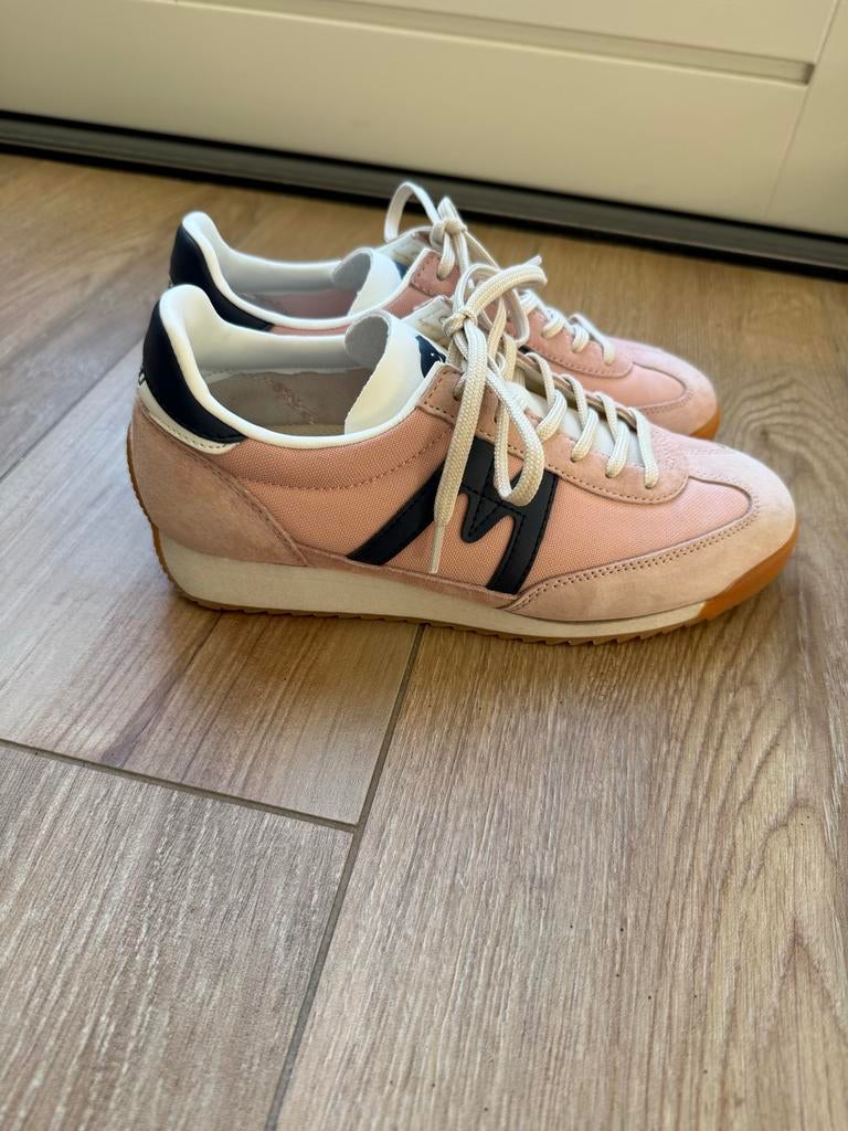 Karhu sneakers maat 39 - Roze/blauw, Ophalen of Verzenden, Roze, Sneakers of Gympen, Zo goed als nieuw