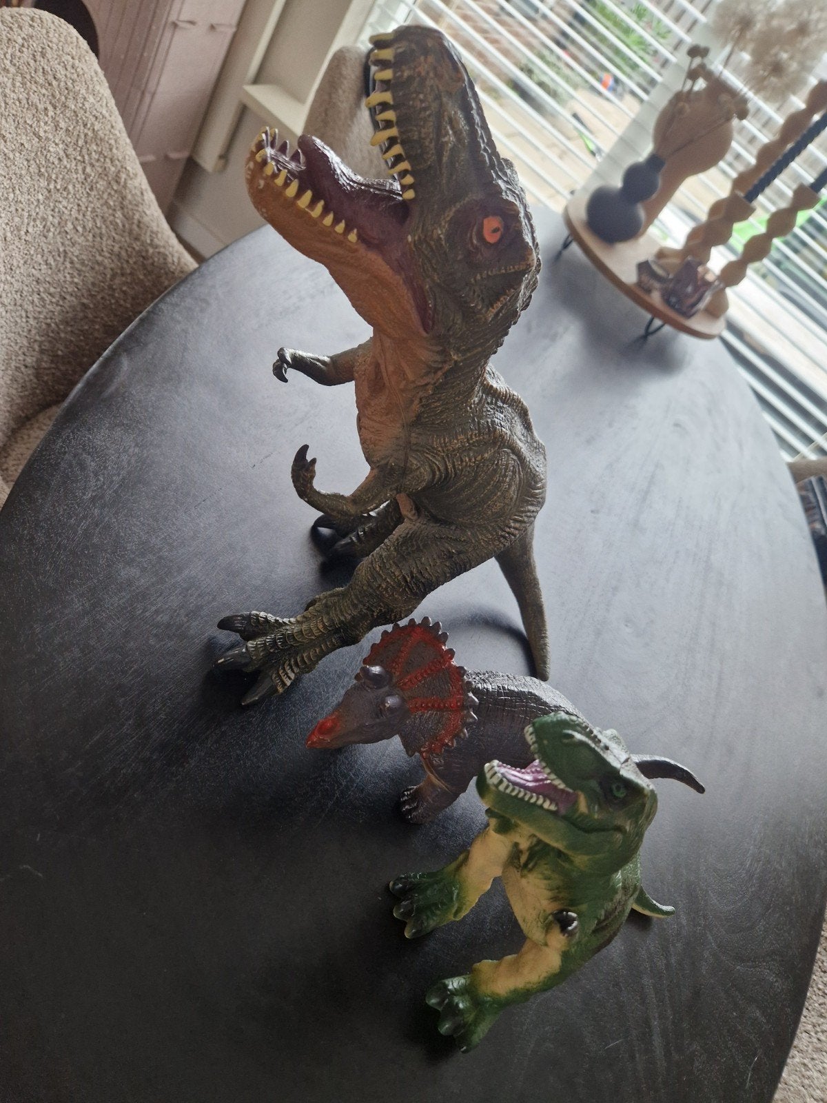Dinosaurus speelgoed set - T-Rex, Triceratops en meer, Ophalen, Gebruikt