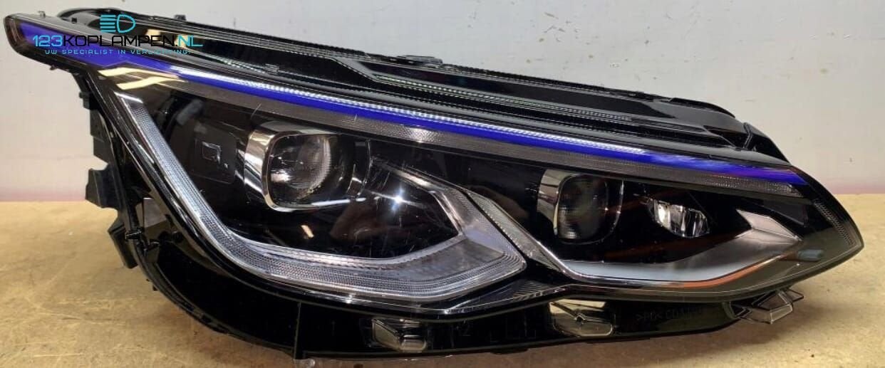 Volkswagen Golf 8 IQ Light Full LED koplamp koplampen links, Ophalen, Gebruikt, -, Volkswagen
