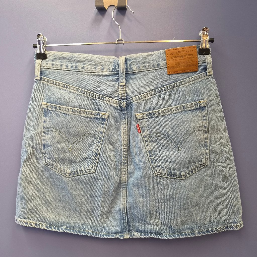 Levi’s Ribcage spijkerrok W30 lichtblauw denim nr 51953, Kleding | Dames, Rokken, Maat 38/40 (M), Levi Strauss & Co., 1155 Battery St, San Francisco, CA 94111, USA