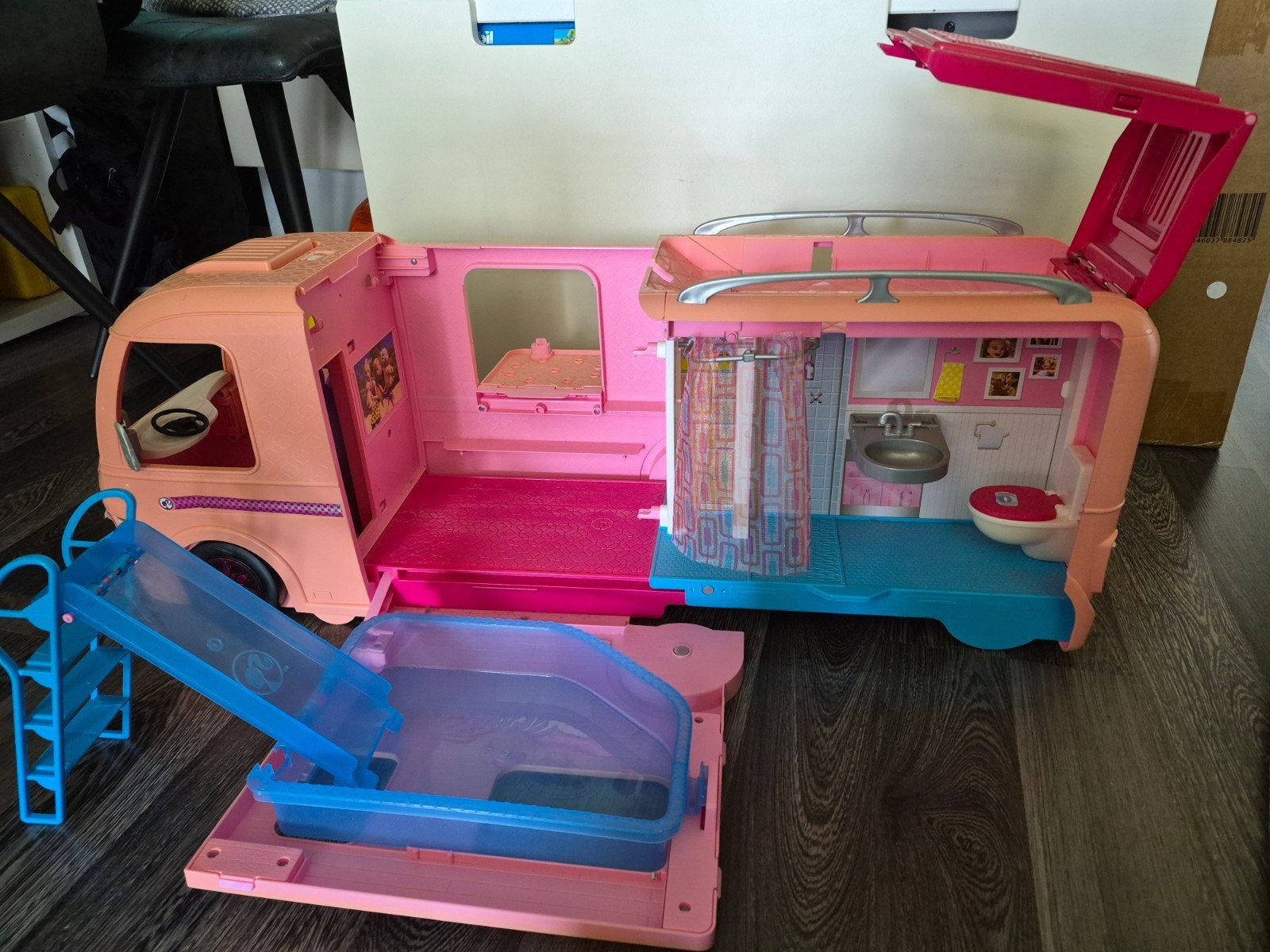 barbie camper