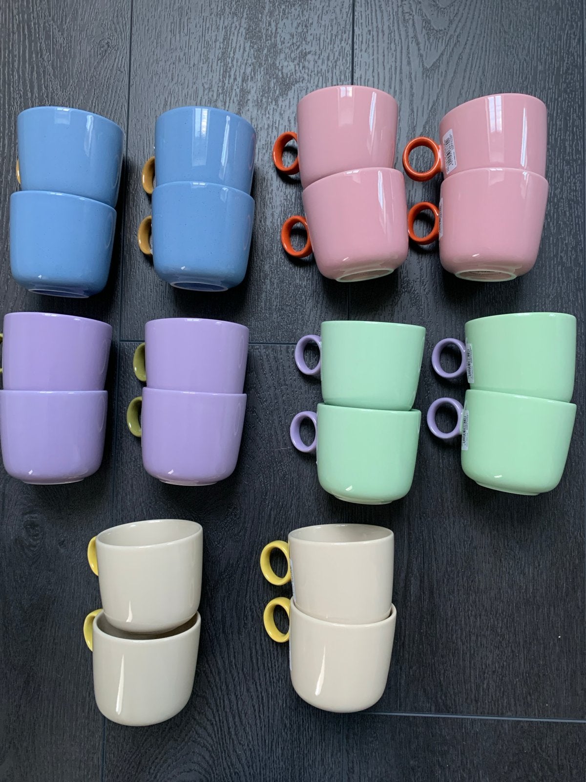 Iittala Play set 2xmok per kleur 0,35L NIEUW van €55 nu €35, Overige merken, Keramiek, Nieuw, Modern
