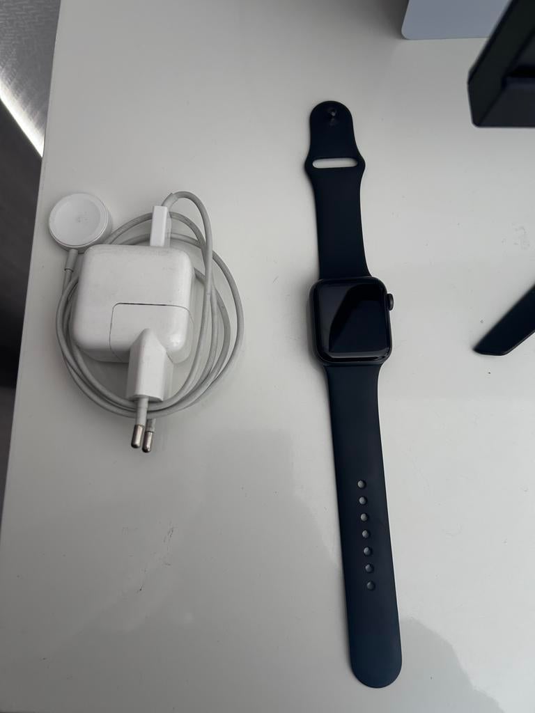 Apple Watch SE 40mm met originele snellader, Afstand, Zwart, IOS, Ophalen of Verzenden