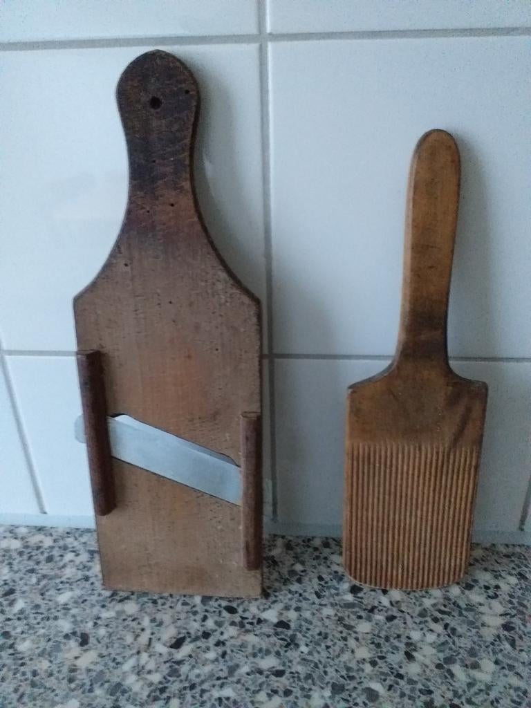 Oude groente schaaf, Ophalen