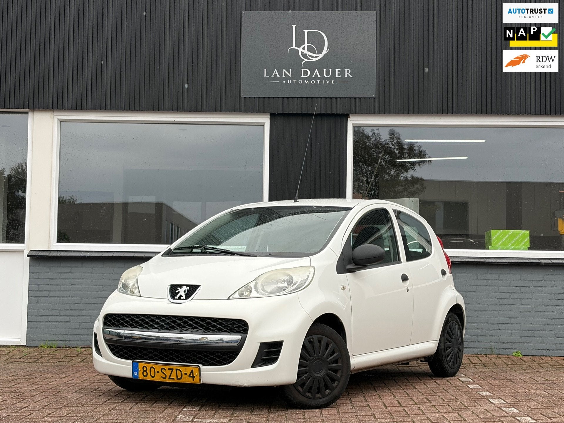 Peugeot 107 1.0-12V XR / AIRCO / APK / 5DRS /, Auto's, Voorwielaandrijving, Euro 5, Gebruikt, 4 stoelen