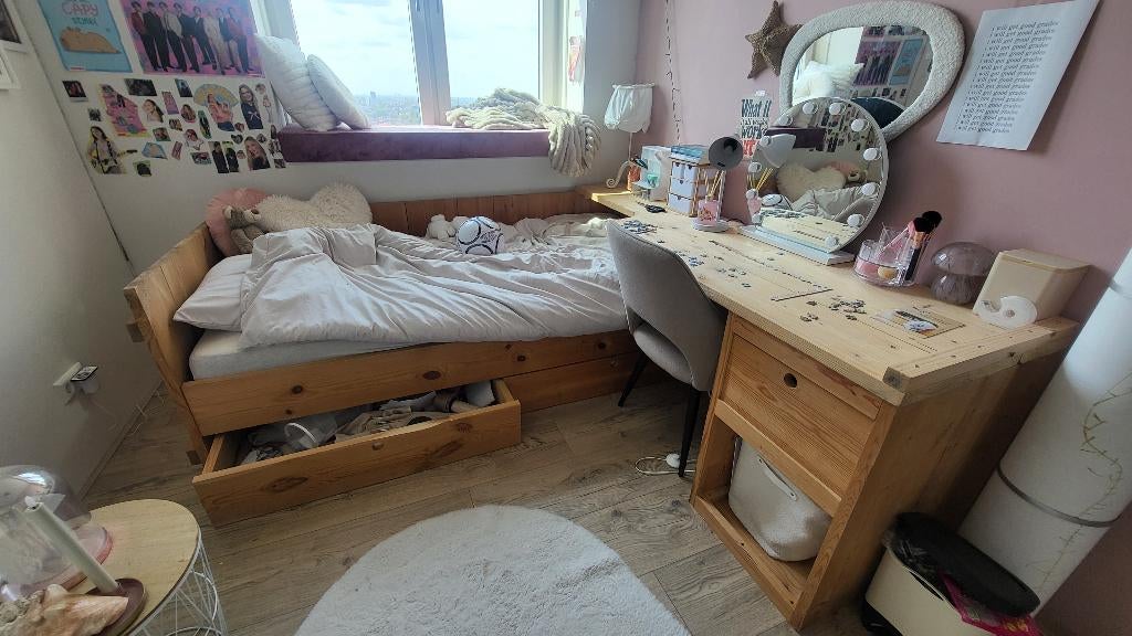 GRATIS: Bed voor tiener met bureau, Huis en Inrichting, Slaapkamer | Bedden, Ophalen, Gebruikt, 90 cm, 210 cm