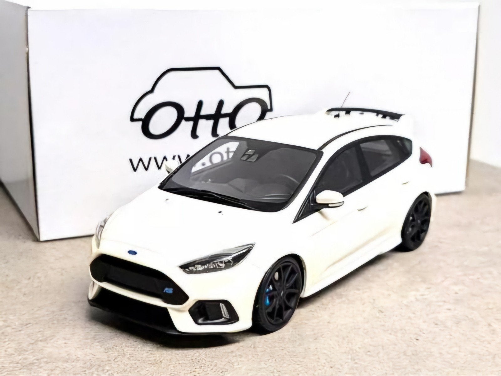 GEZOCHT: Bruine doos OT730 Ottomobile, Hobby en Vrije tijd, Modelauto's | 1:18, Ophalen of Verzenden, OttOMobile