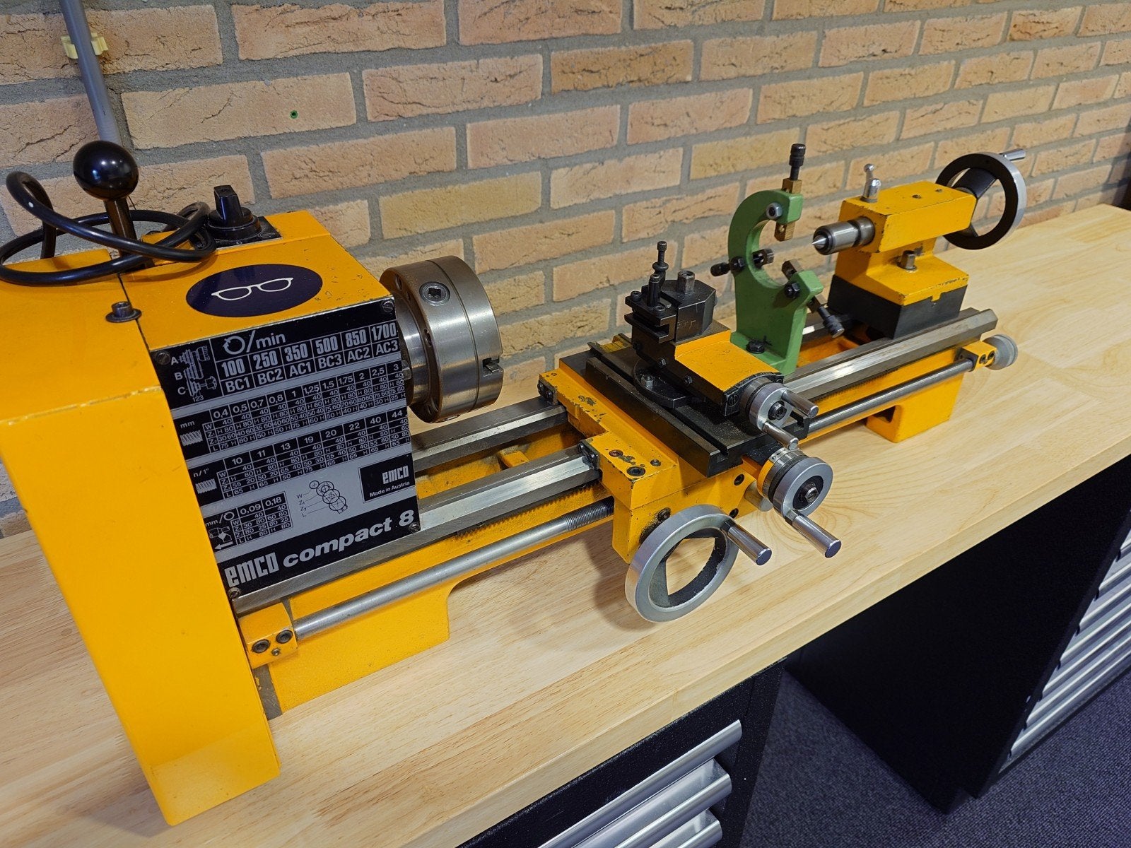 Emco Compact 8 Metaaldraaibank met uitgebreide accessoires, Doe-het-zelf en Verbouw, Ophalen, Gebruikt, Metaaldraaibank, Minder dan 500 mm