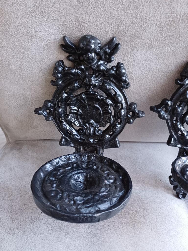 Oude gietijzeren wand kandelaars engeltje, Ophalen, Overige materialen, Overige voorstellingen, Zwart