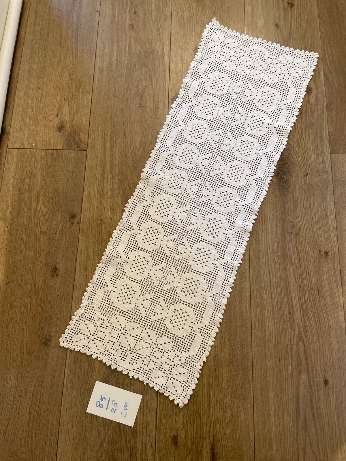 Handgemaakte gehaakte tafelloper 85x28 cm, Vintage, Ophalen of Verzenden, Zo goed als nieuw, Wit