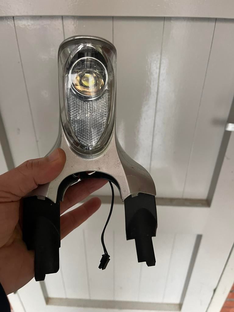 Batavus voor en achter verlichting, Fietsen en Brommers, Fietsaccessoires | Fietsverlichting, Ophalen of Verzenden, Zo goed als nieuw