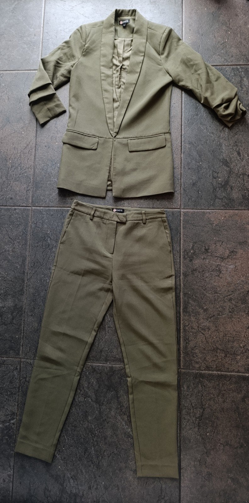 Tweedelig broekpak maat S colbert / pantalon, Moon, Ophalen of Verzenden, Zo goed als nieuw, Maat 36 (S)