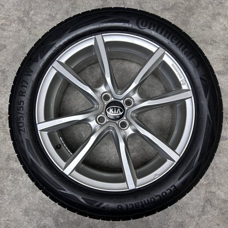 17 inch originele velgen + zomerbanden Kia Stonic, Gebruikt, -, -, Banden en Velgen