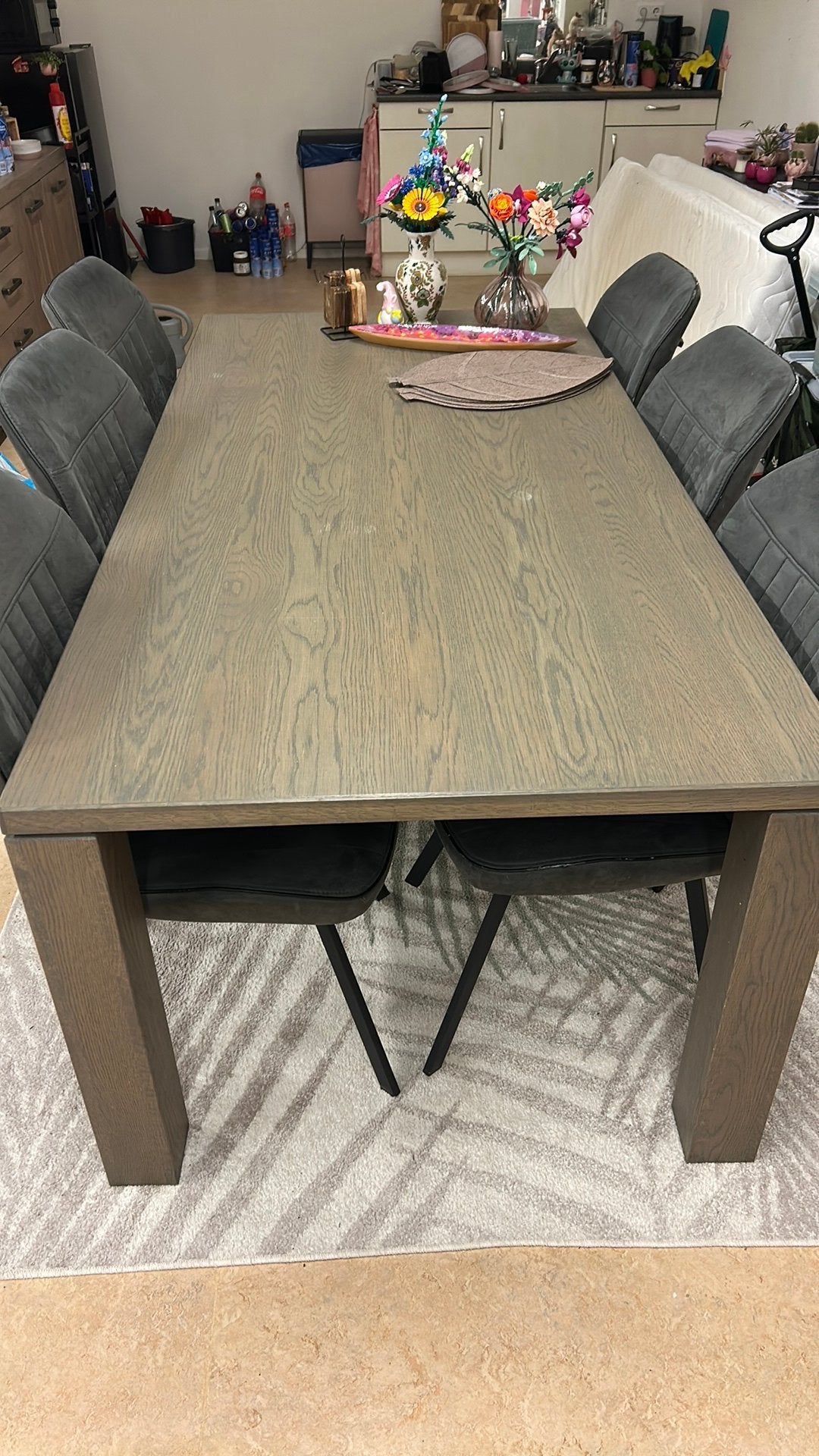 Eet Tafel en stoelen, Ophalen