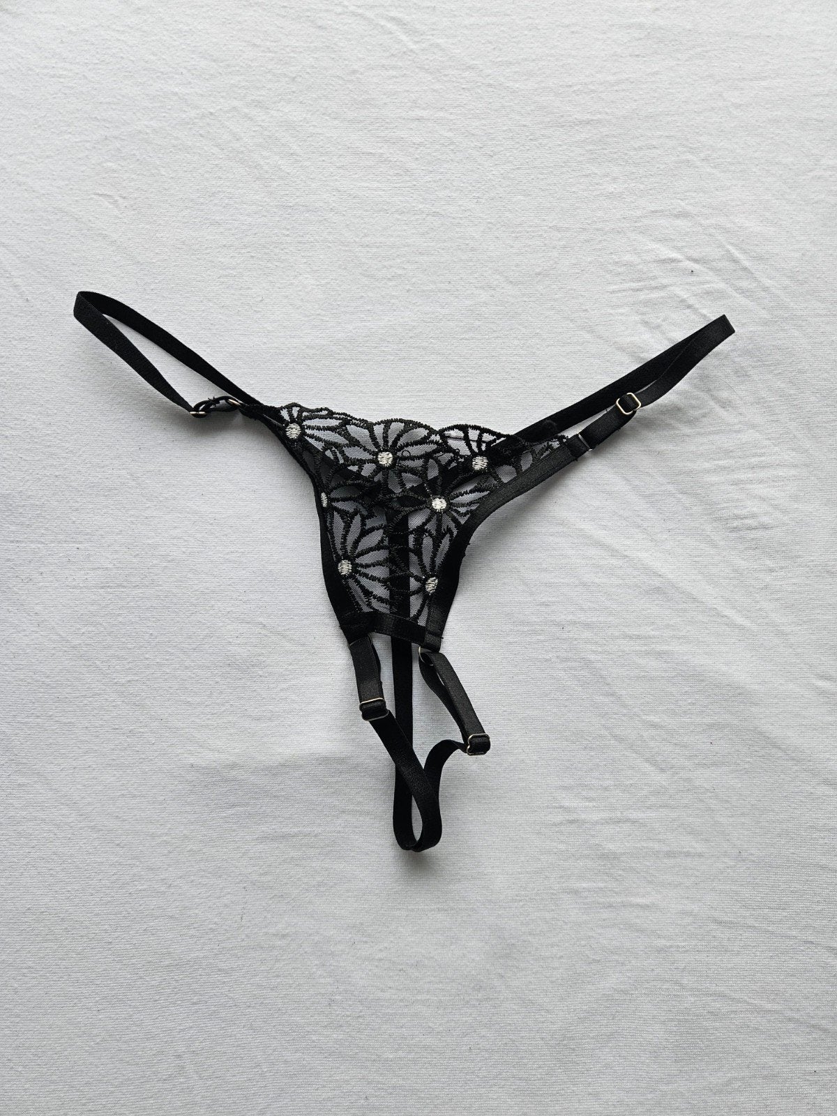 Zwarte Crotchless String met Bloemen - Maat M, Verzenden, Zwart, String