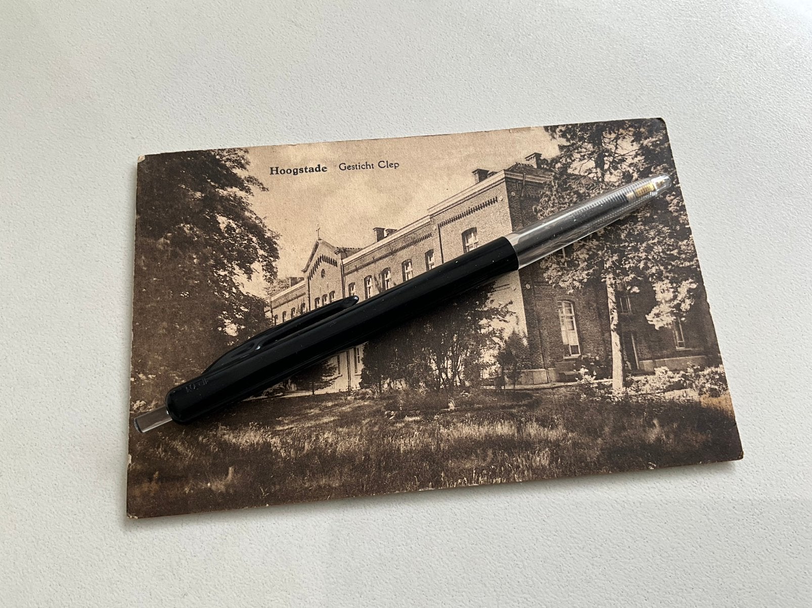 Unieke WOI-Ansichtkaart Hoogstade Vondst oud Notarishuis, Ophalen of Verzenden, Voor 1940, Zo goed als nieuw