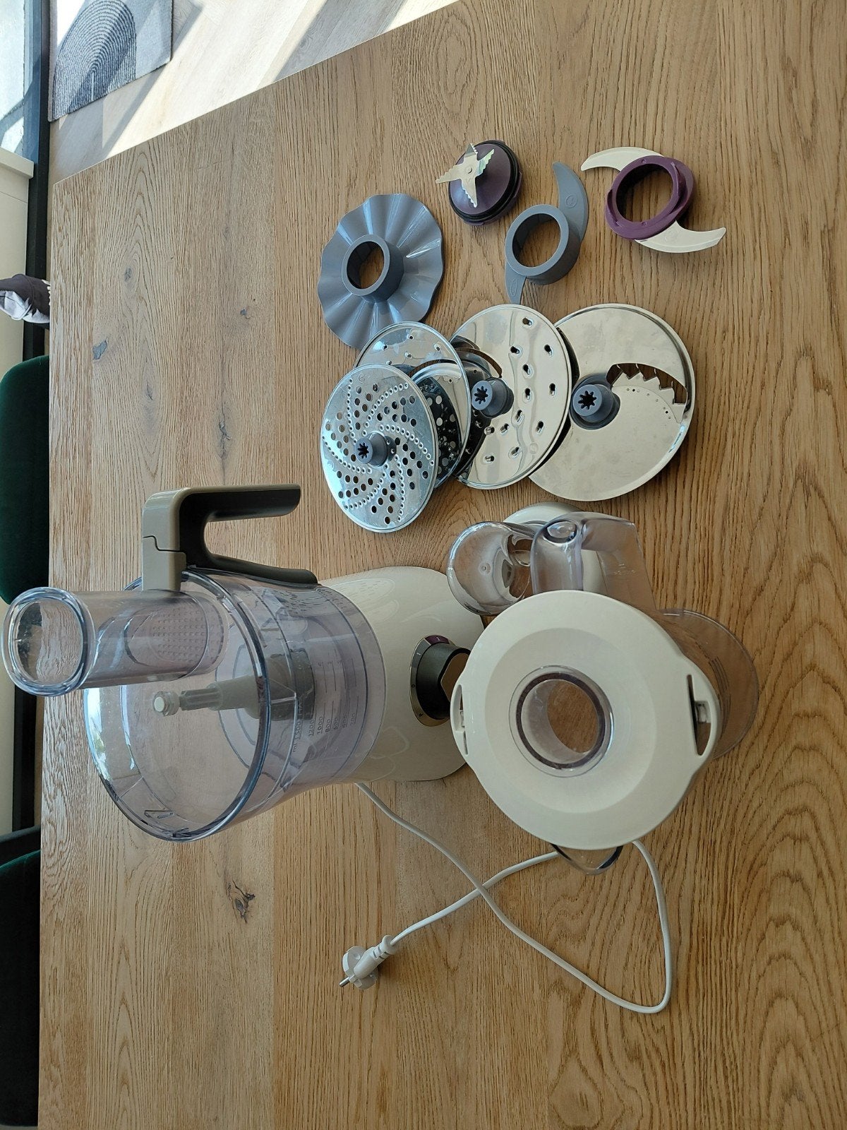 Philips Foodprocessor met diverse opzetstukken, Ophalen, Gebruikt, 1 tot 2 liter, 2 snelheden