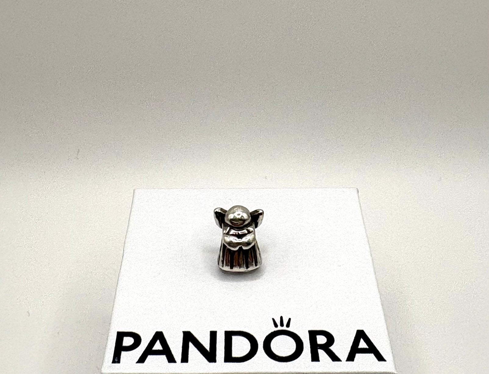 Pandora bedel engeltje, Ophalen of Verzenden, Zo goed als nieuw, Zilver, Pandora