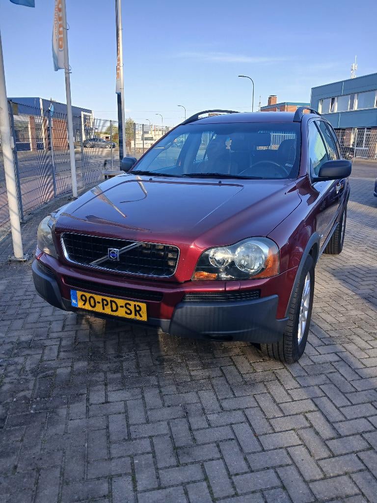 Volvo XC90 2.5 T 2004 Rood, XC90, 7 stoelen, 2521 cc, Handgeschakeld