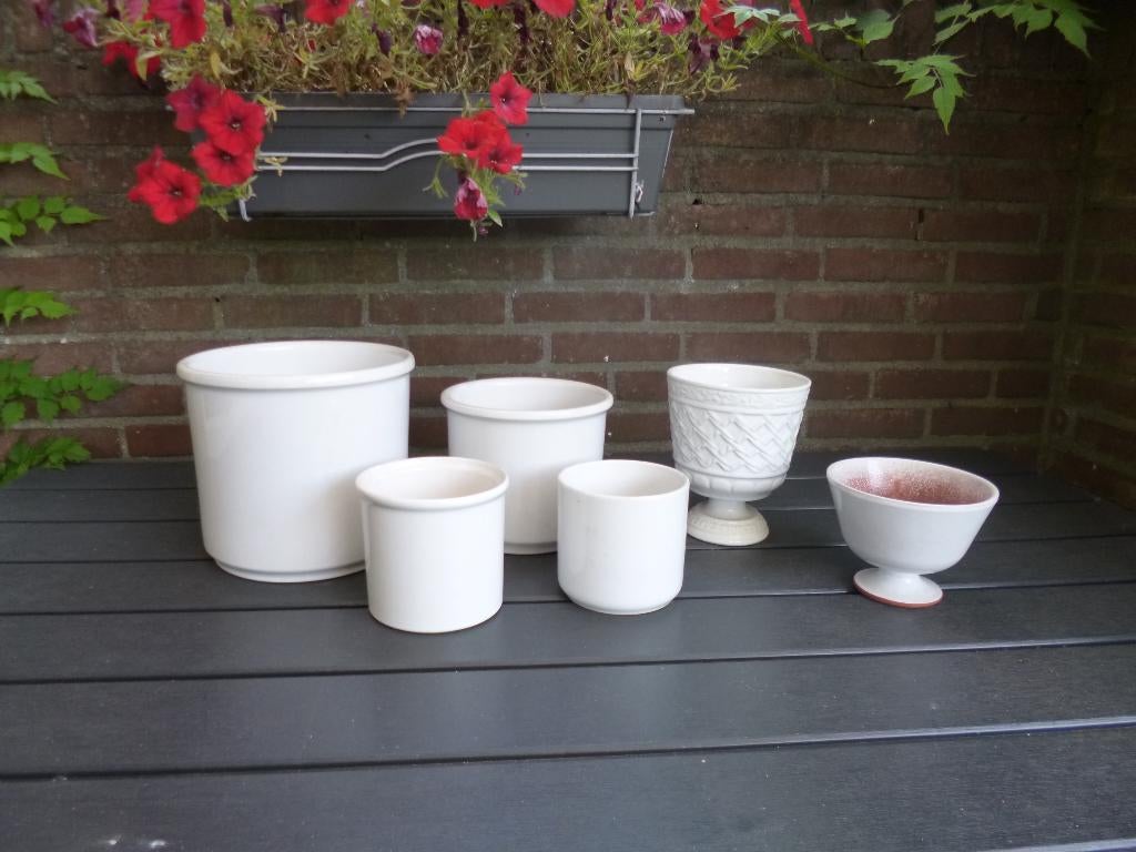 Bloempotten wit, Rond, Binnen, Ophalen of Verzenden, Zo goed als nieuw