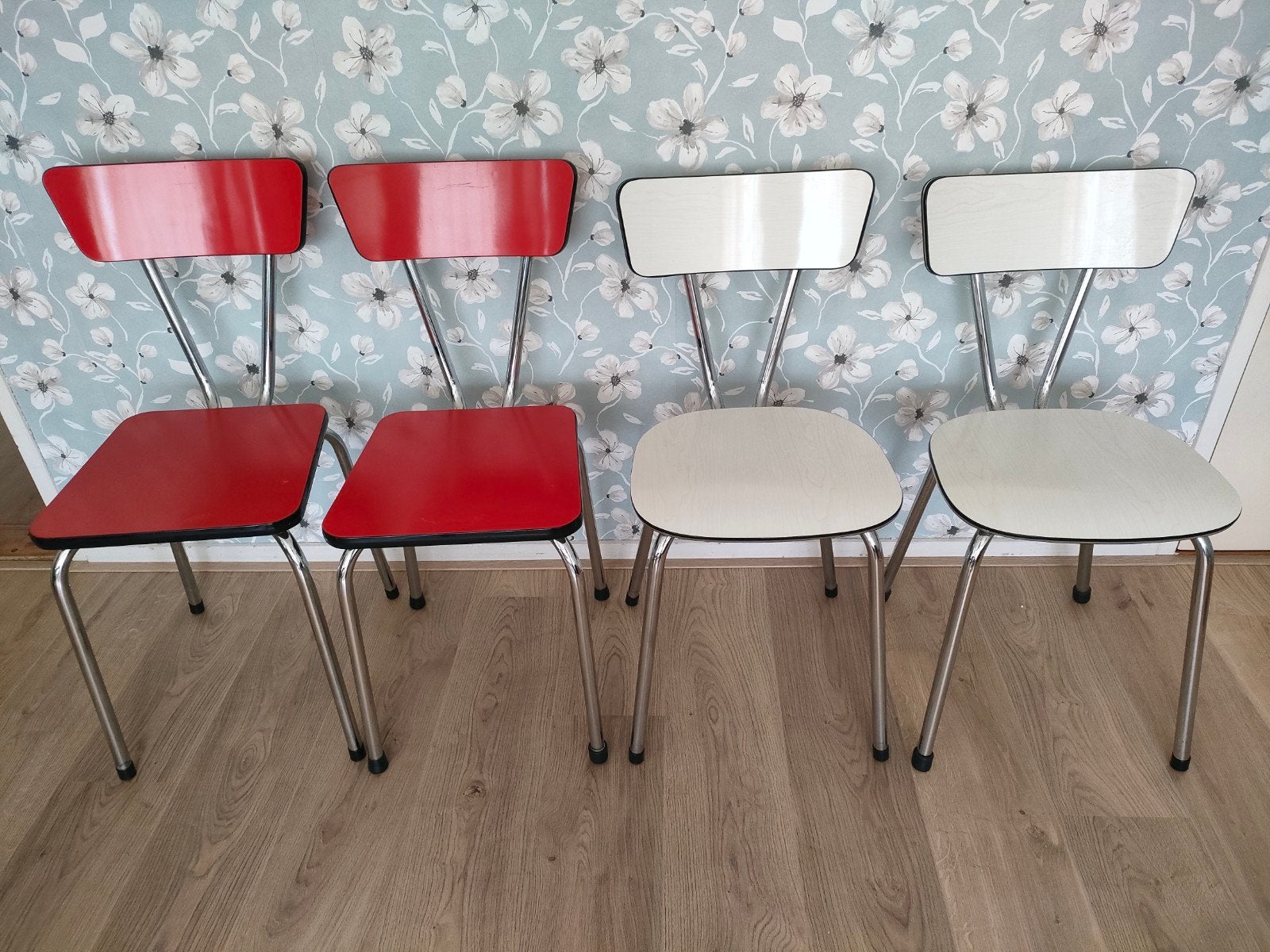 4 Vintage retro stoelen; Formica stoelen, Ophalen, Gebruikt, Rood