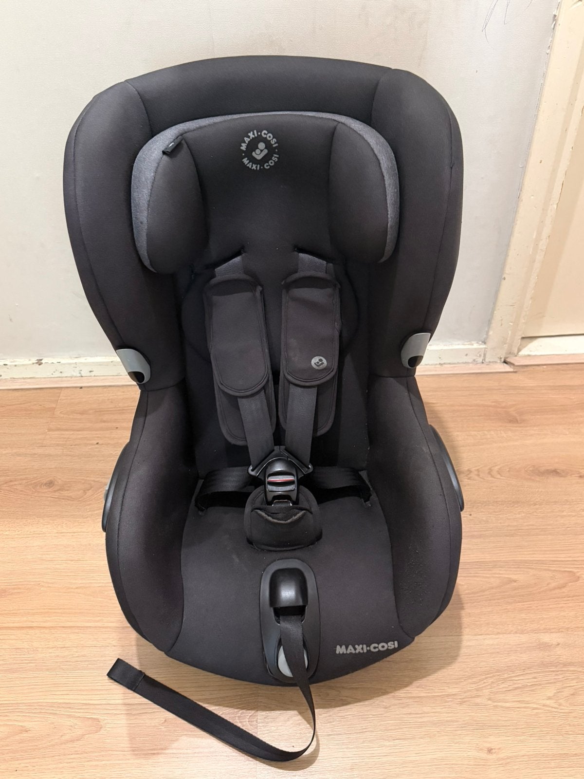 Maxi cosi autostoelen, Kinderen en Baby's, Autostoeltjes, 9 t/m 18 kg, Ophalen of Verzenden, Zo goed als nieuw, Isofix