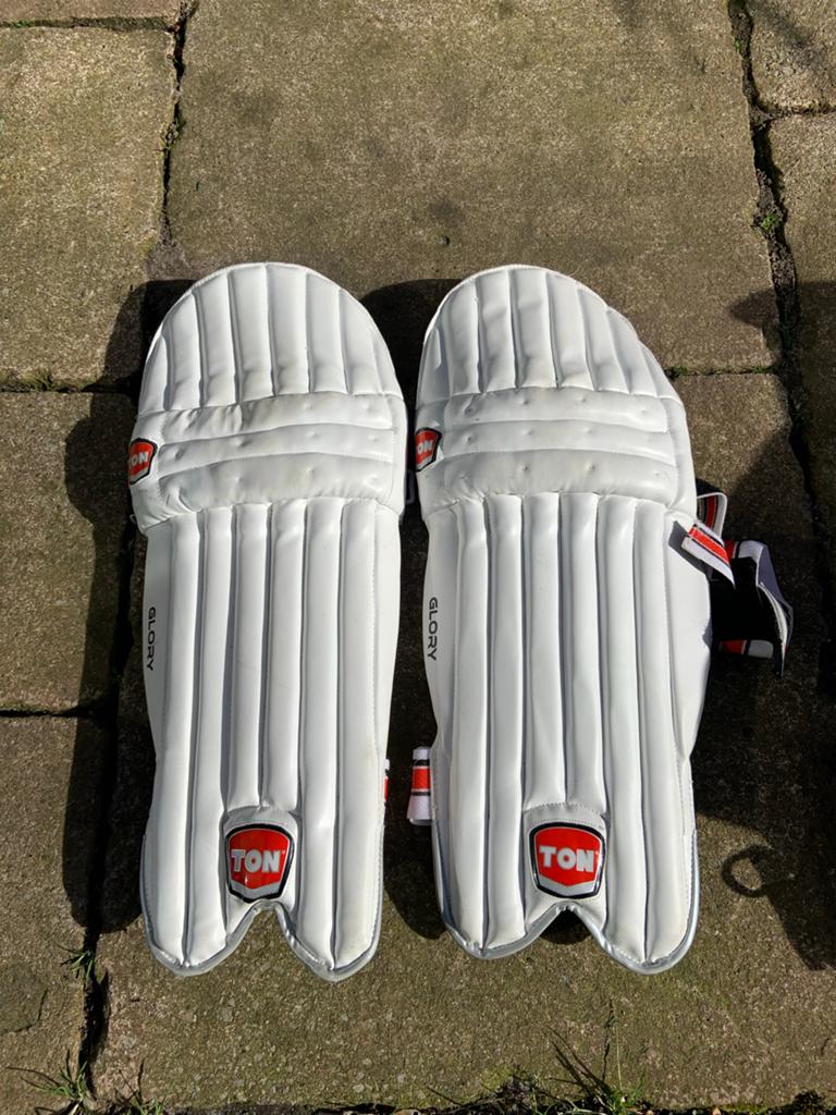 Cricket Wicketkeeper Pads voor jeugd (12-15 jaar), Ophalen of Verzenden, Zo goed als nieuw