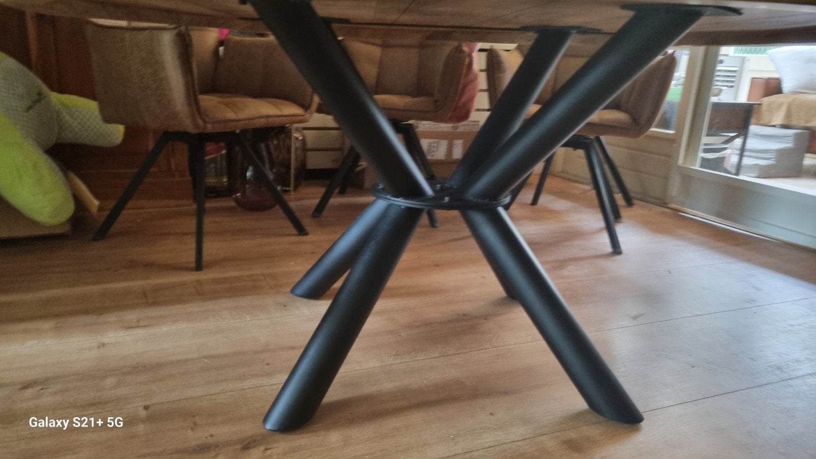 Mango tafel 150cm rond zo goed als nieuw, Huis en Inrichting, Overige materialen, 150 tot 200 cm, Rond, Ophalen of Verzenden