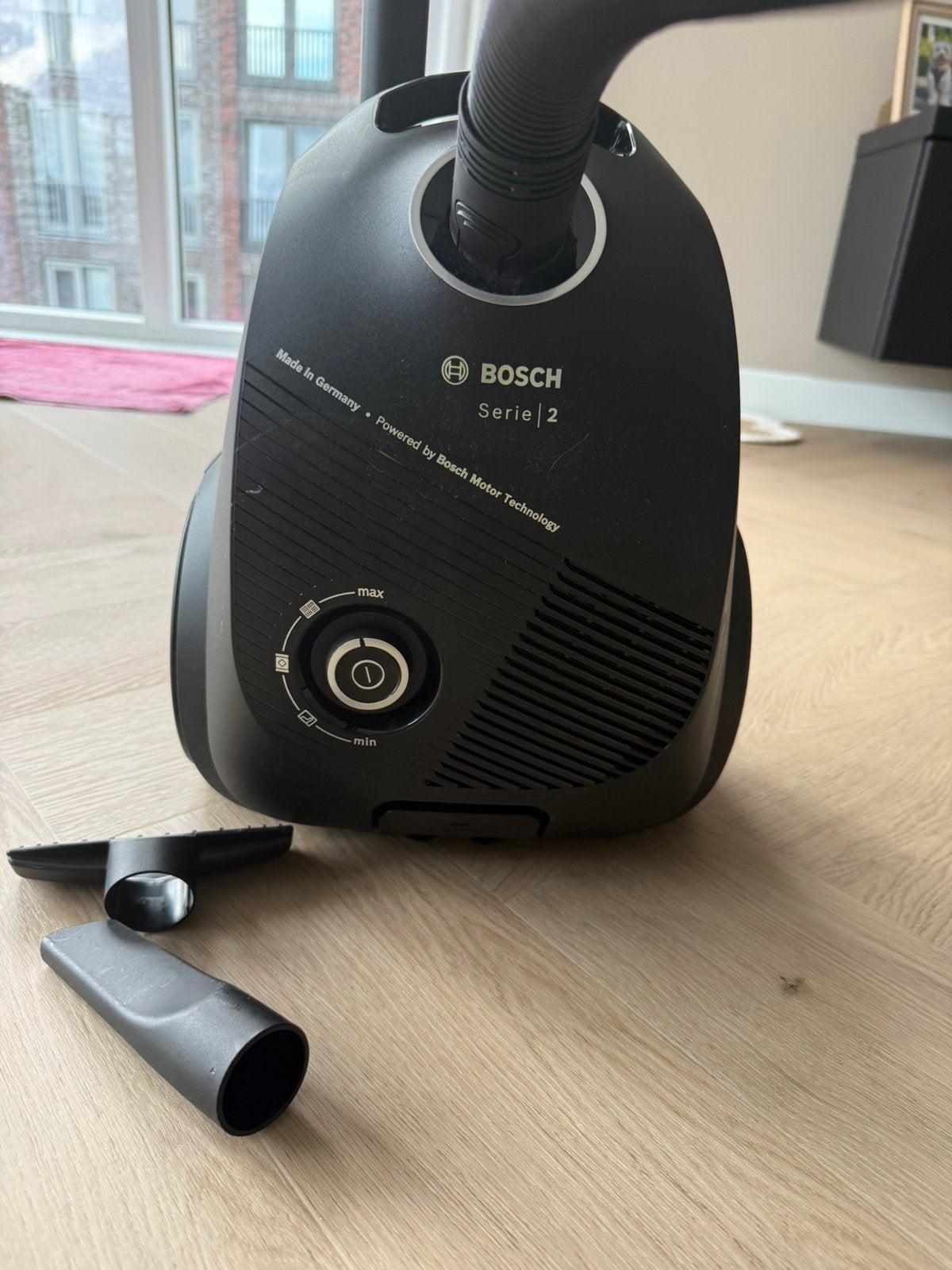 Bosch serie 2 stofzuiger, Ophalen, Zo goed als nieuw