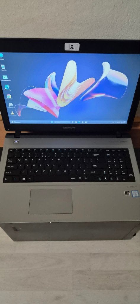 Medion laptop (Refurbished)  Topstaat & Gebruiksklaar, Medion Akoya, 2 tot 3 Ghz, 8 GB, Refurbished