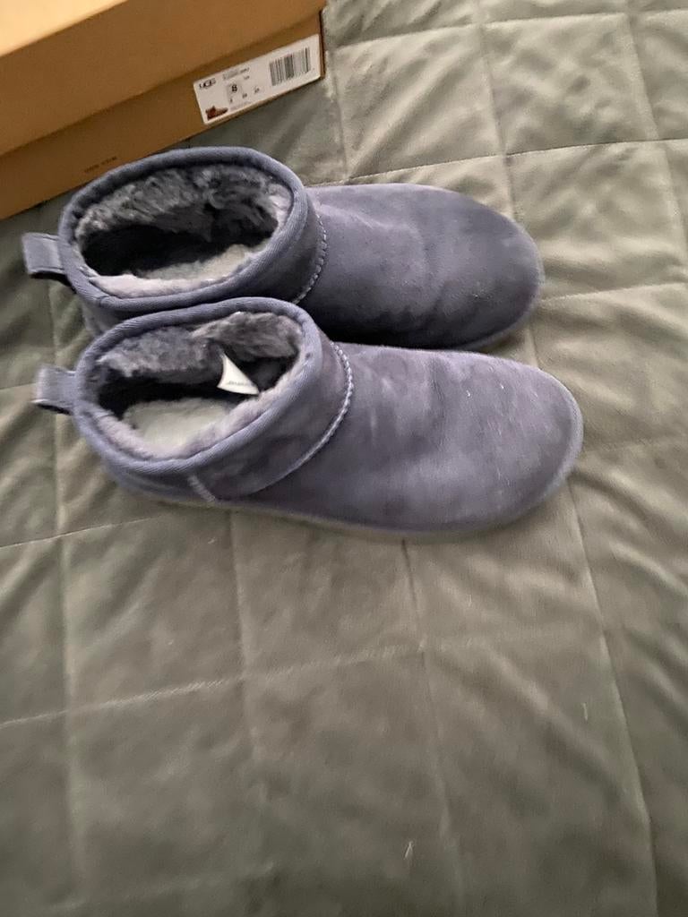 Uggs, Ophalen of Verzenden, Zo goed als nieuw, Blauw