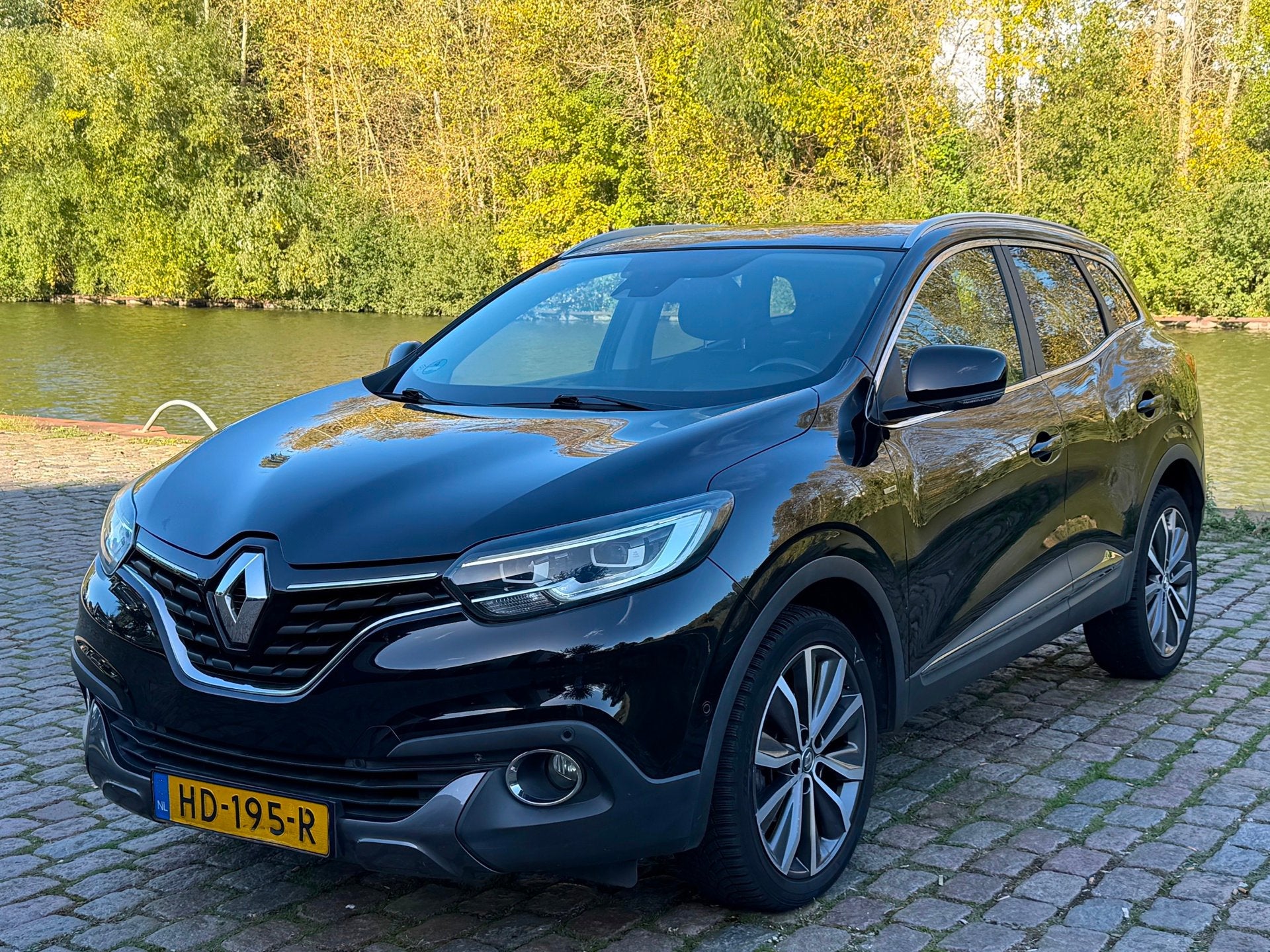 Renault Kadjar 1.2 TCe Bose 2e eigenaar airco elektrische ra, Auto's, Voorwielaandrijving, Kadjar, Gebruikt, 4 cilinders